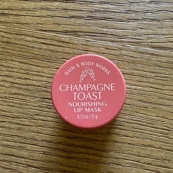 Free W/ Purchase Bath and Body Works Champagne Toast Lip Scrub - Picture 1 of 2